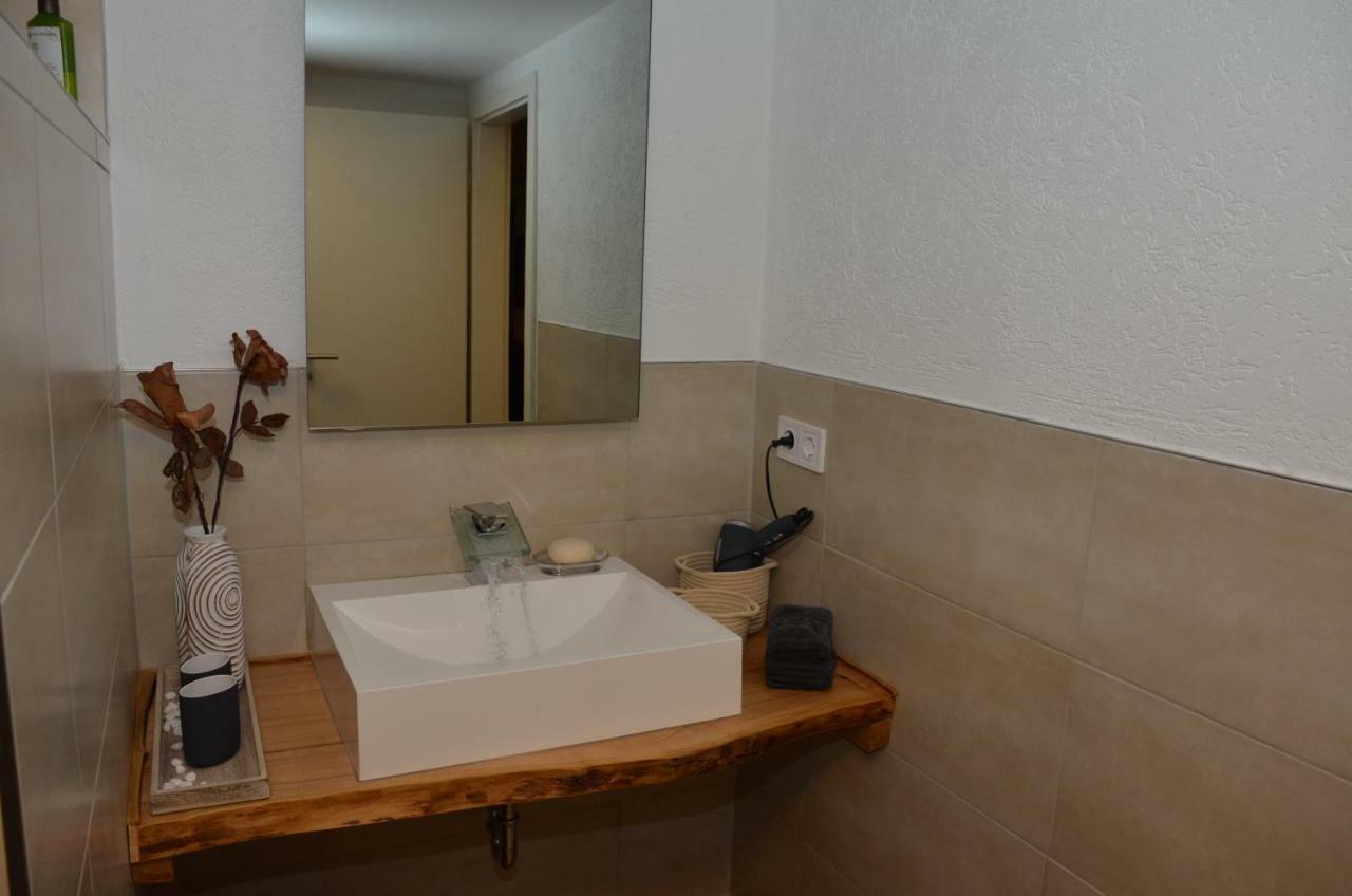 Ferienwohnung Blockhaus Juka Vinningen Esterno foto